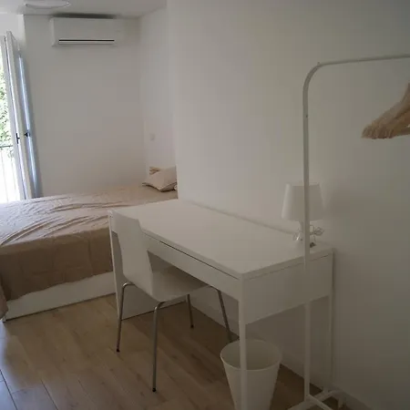Formosa Apartment *